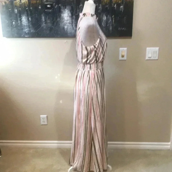 Nine West Striped Elastic Waist Halter Ruffle Neck Fully Lined Maxi-Size M - Picture 3 of 8